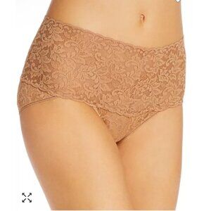 Hankypanky Retrov V-kini Size Large Chai Nude Signature lace Panty NWT $39